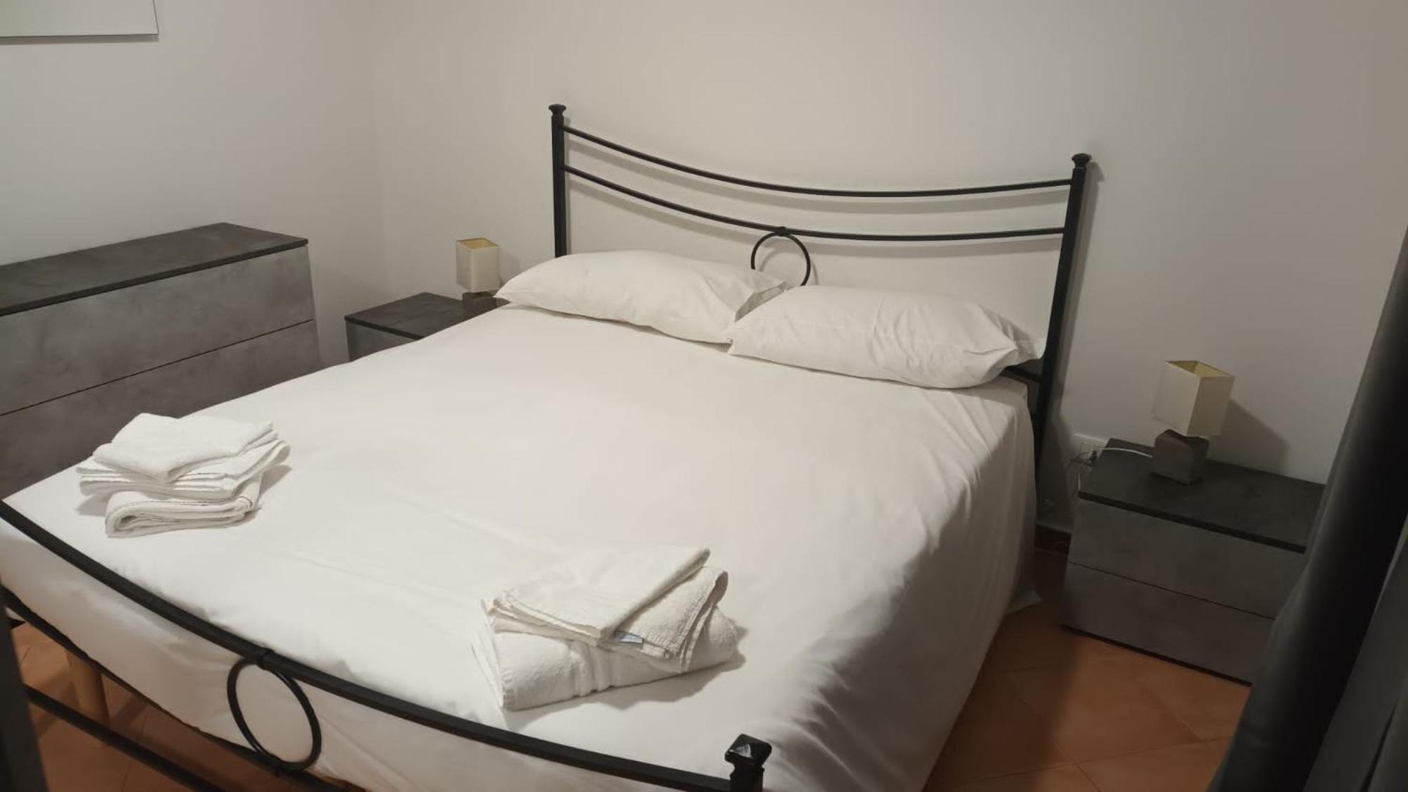 Апартаменти Casa N 2 Con Parcheggio Privato E Colonnina Ricarica Ліворно Екстер'єр фото